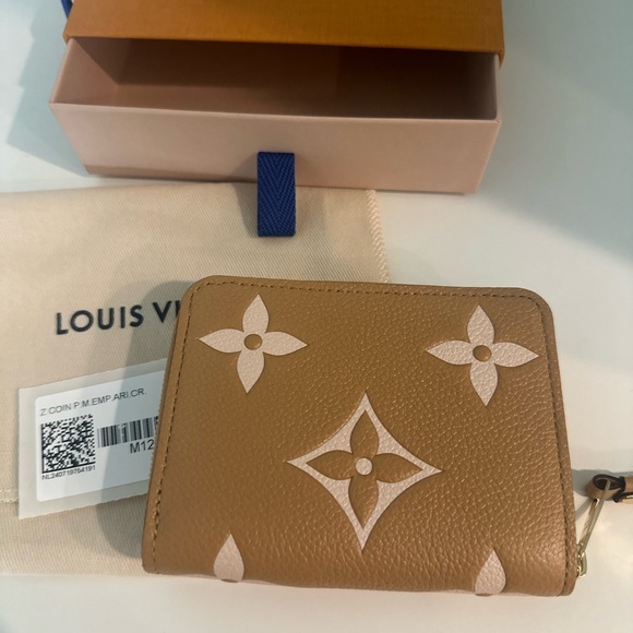 Louis Vuitton zippy coin purse - Picture 3 of 6